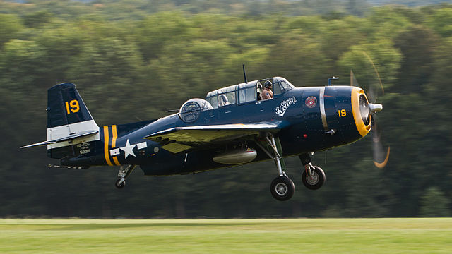 Grumman TBM-3E Avenger (built in 1945).