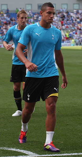 File:Jake Livermore - training (cropped).jpg