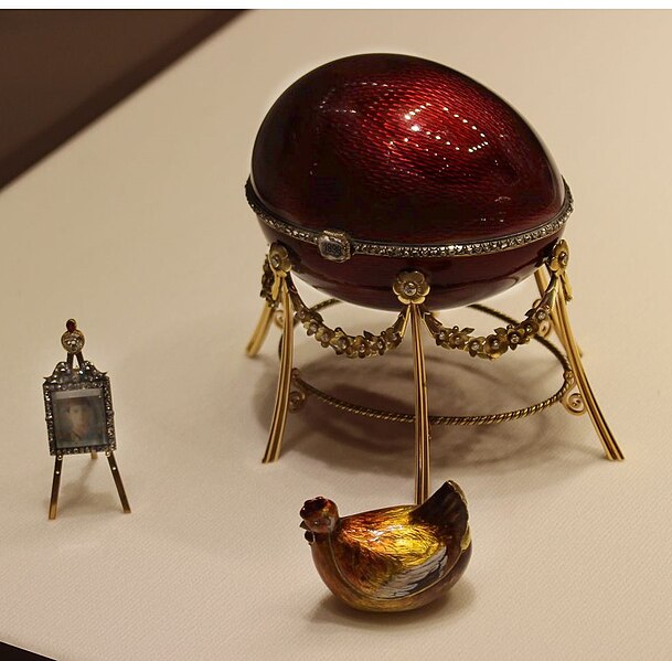 File:Kelch Hen (Fabergé egg).jpg