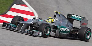 Nico Rosberg Malesian GP:n aika-ajoissa.