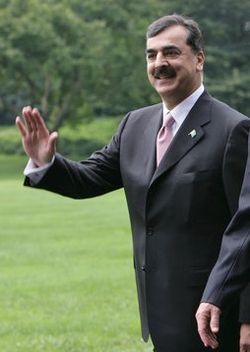 Yousaf Raza Gilani vuonna 2008.