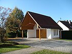 Aussegnungshalle auf dem Friedhof