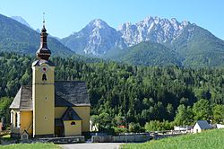 Katoliška cerkev Sv. Lenarta