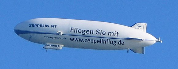 Zeppelin NT (nieuwe technologie) in vlucht