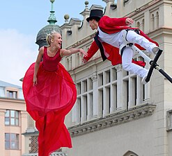 Au Międzynarodowy Festiwal Teatrów Ulicznych Ulica (pl) de Cracovie. Septembre 2021.