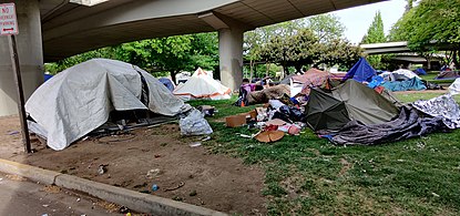 Acampamento de pessoas sem-teto em Eugene, Oregon, Estados Unidos