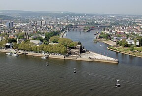 Koblenz: Rhein (vorn) und Mosel (hinten) am Deutschen Eck (DE)