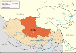 Nagqu (jingga) di Wilayah Otonomi Tibet (jingga muda)