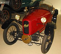 Een Alcyon auto met een tweecilinder boxermotor uit 1921