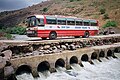 Autobus Egged cruzando el rio Jordan