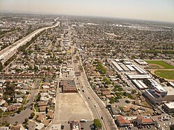 Neighborhood of North Long Beach in Long Beach, California, looking east along the south side of the 91 freeway.