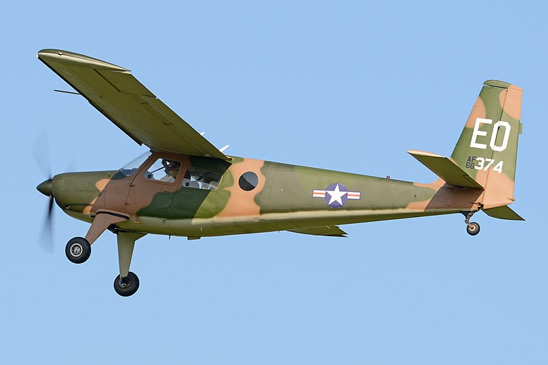 File:Helio H-295 Courier ’66-374 - EO’ (G-BAGT) (27410426832).jpg