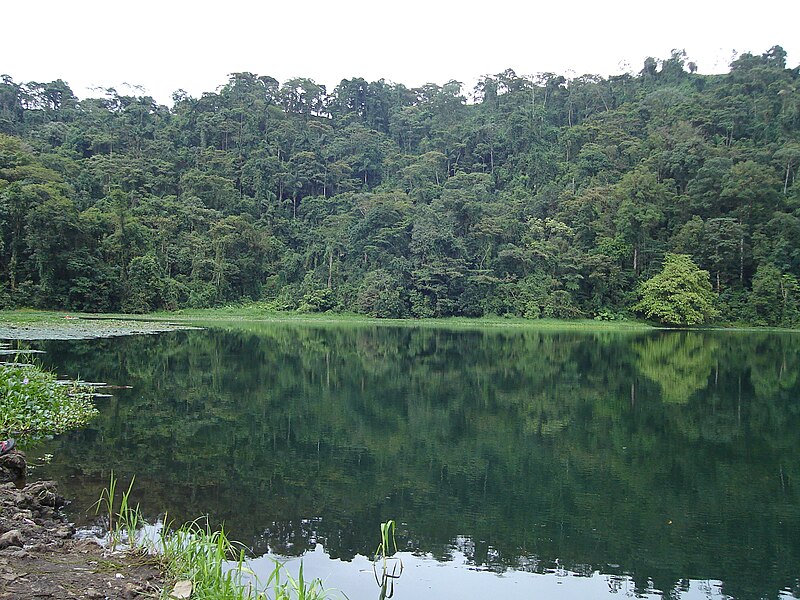 File:Laguna Hule.jpg