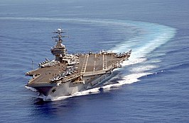 USS Carl Vinson in de Stille Oceaan in 2003