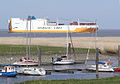 Der Hafen bei Ebbe, er verschlickt zusehends