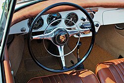 Porsche_356C_steering_wheel_and_dails_(26794111074)