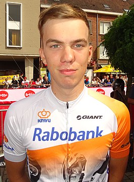 Nieuwenhuis aan de start van de Grand Prix Pino Cerami 2015.