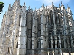 Cathédrale Saint-Pierre de Beauvais - Oise.jpg