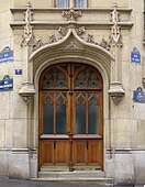 Porta neogotica in Rue Malebranche (Parigi)