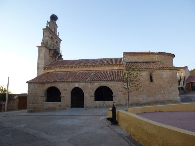 File:Iglesia de Almenara de Tormes 02.jpg