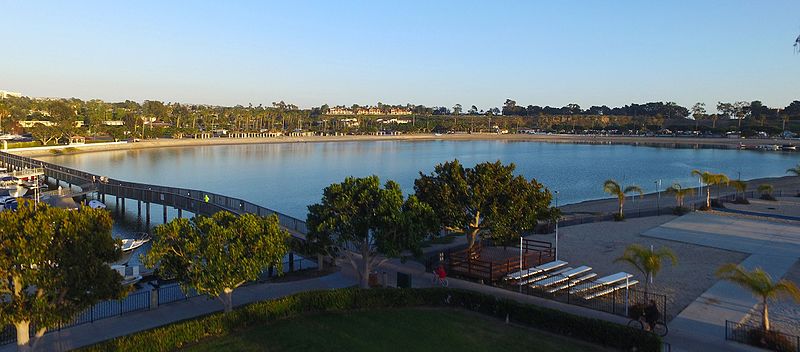 File:The Dunes Back Bay Newport Beach CA by D Ramey Logan.jpg