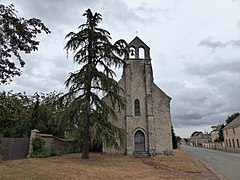 Façade ouest de l'église.