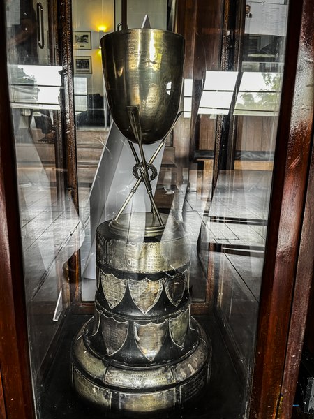 File:Boat Race Trophy.tif