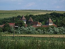 Biserica fortificată din Cața Macheta ansamblului fortificaţiei şi a bisericii Planul fortificaţiei din Caţa[1]