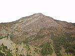 Stratum pada permukaan gunung di French Alps