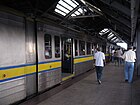 1100 class train at Gil Puyat station in November 2006