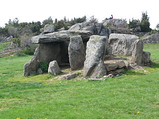 Dolmen de la grotta, Cournols