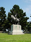 Solar corona above statue of El Cid