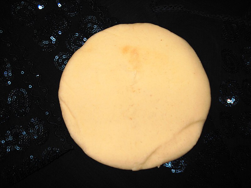 File:Pita Bread.JPG