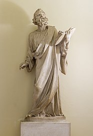 Statue d'un évangéliste dans l'église Sainte-Marie-de-la-paix. Mars 2021.