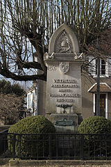 Monument aux morts.