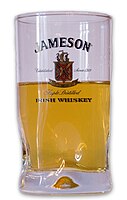 Ein Glas Jamesons