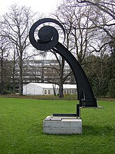 Grosse Spirale von Jean Tinguely, 1971–73