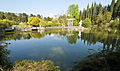 Lago en el Dendrarium de Sochi.