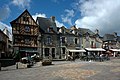 Les maisons anciennes de la place du Bouffay.