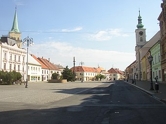 Masarykovo náměstí, 2004