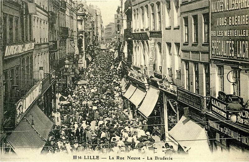 File:Archive Braderie de Lille.jpg