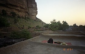 My bed at sunrise (6837660).jpg