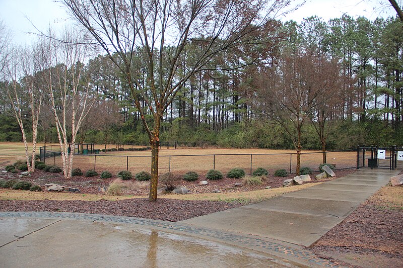 File:Rogers Bridge Park dog park, Duluth, GA Dec 2018 1.jpg