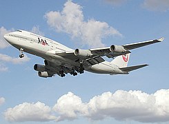 Boeing 747-400 der JAL in der Farbgebung von 1989 bis 2002