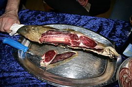 Skerpikjøt (dried mutton).