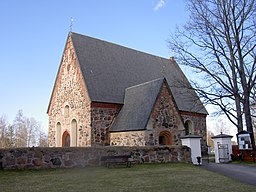 Torsångs kyrka i april 2008