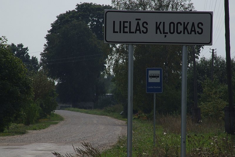 File:Lielas Klockas - panoramio.jpg