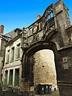 Porte monumentale de la Cour de la Bouvelle.