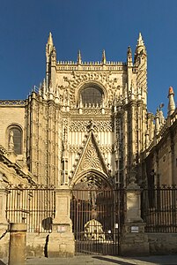 Puerta de San Cristóbal o Puerta del Príncipe Ficheru:Puerta de la concepción