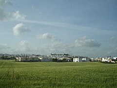 Español: Villamartín desde la carretera a Bornos. Galego: Villamartín dende a estrada a Bornos.